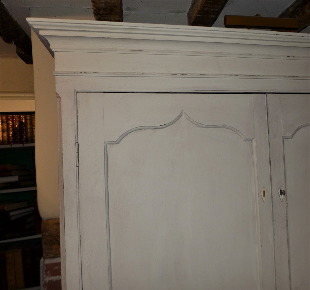 18th Cent Painted
Housekeepers Cupboard View IV