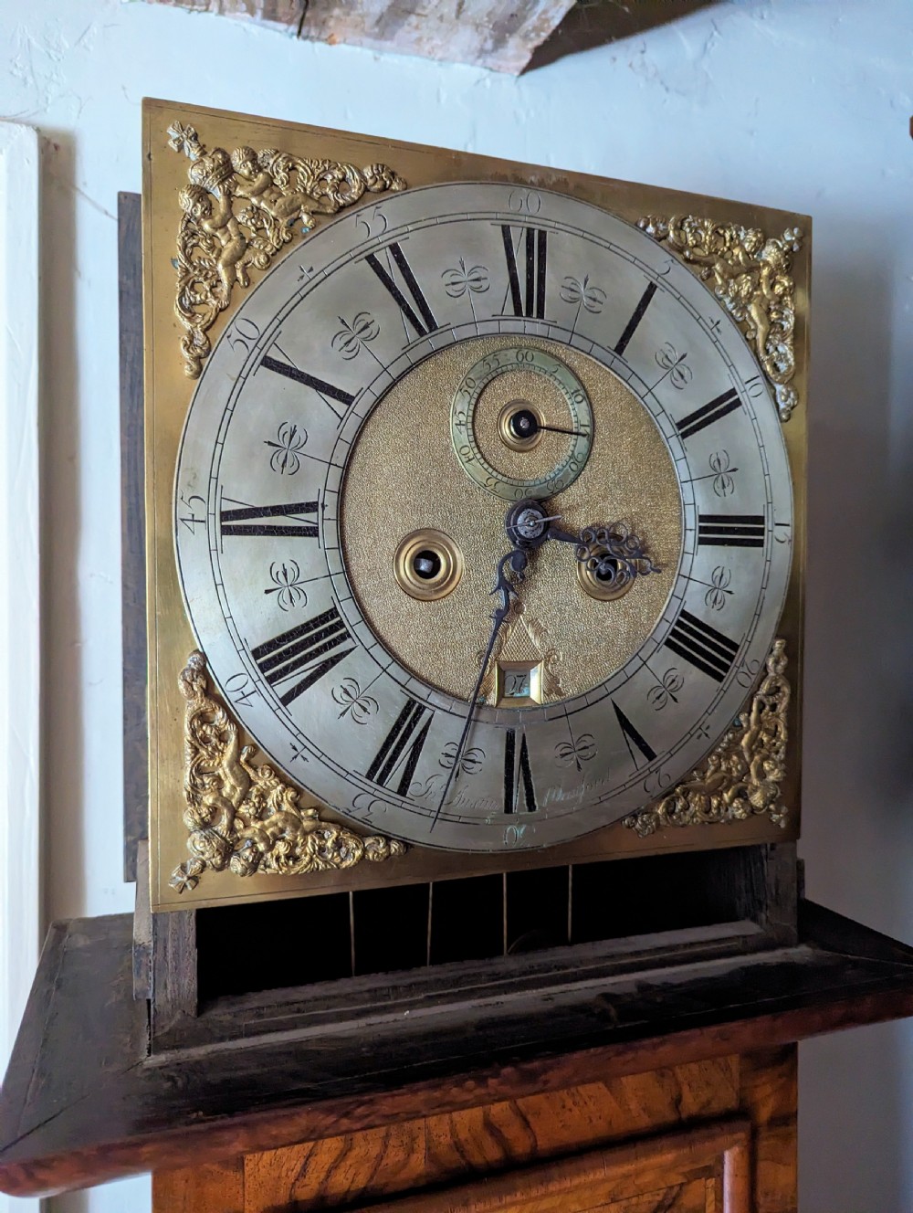 Early 18th C walnut Longcase, Long Case Grandfather clock View IV