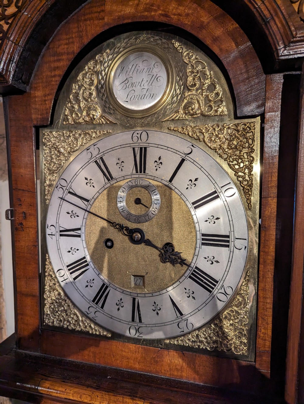 Early 18th Cent Walnut Longcase Long Case Grandfather Clock View III