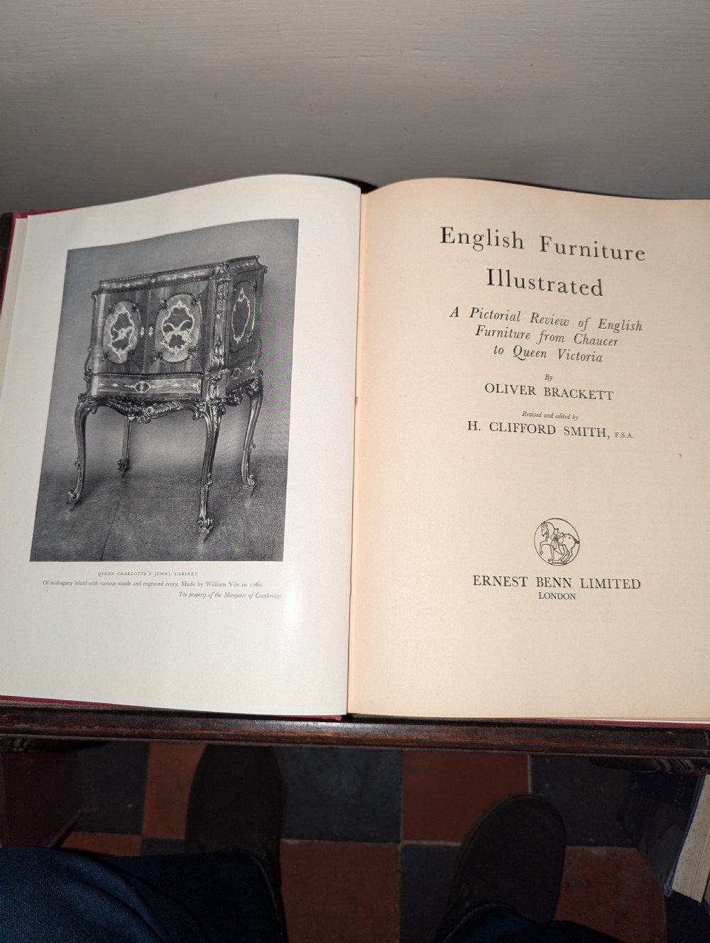 5 Books on Early English Antique Furniture  View II