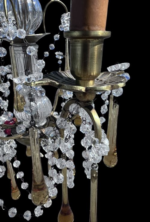 A THREE LIGHT ITALIAN ANTIQUE CHANDELIER WITH COLOURED CRYSTALS - ADDITIONAL PHOTO 4