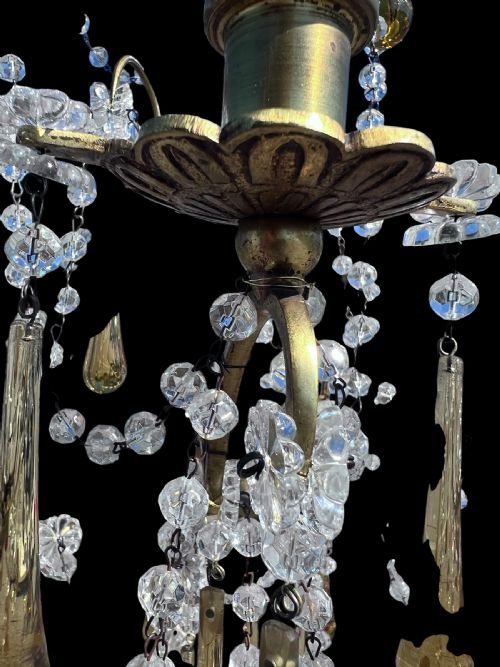 A THREE LIGHT ITALIAN ANTIQUE CHANDELIER WITH COLOURED CRYSTALS - ADDITIONAL PHOTO 5