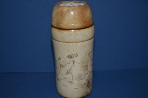 19th Century Chinese Bone Cricket or Powder Holder with Lovely Decoration,c1820