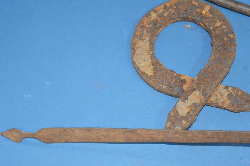 3 Large 19th Century African Cast Iron Currency Pieces ,Congo,1890 (Pt collection 21 Pieces) View IV