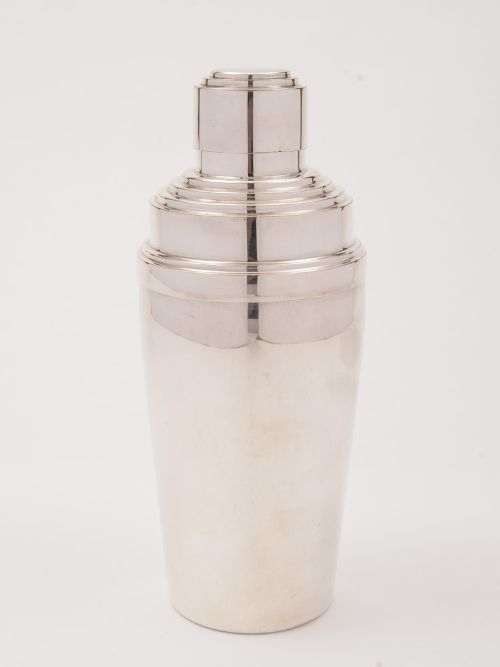 fig 1. Elkington Art Deco Cocktail Shaker, 1935