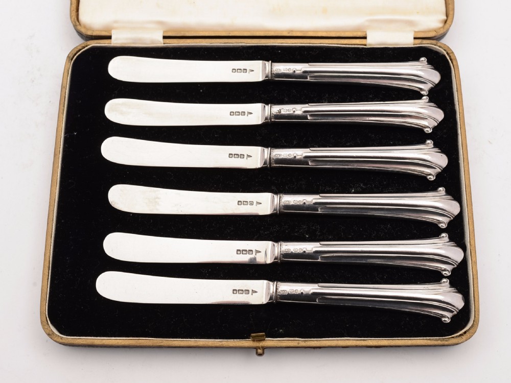 Set of 6 Silver Butter Knives in Onslow Pattern, Sheffield 1914 View II