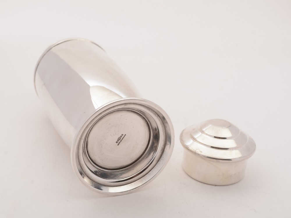 Large Art Deco Silver Plated Cocktail Shaker, Circa 1930 View IV