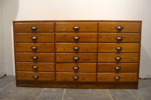 Drapers Chest