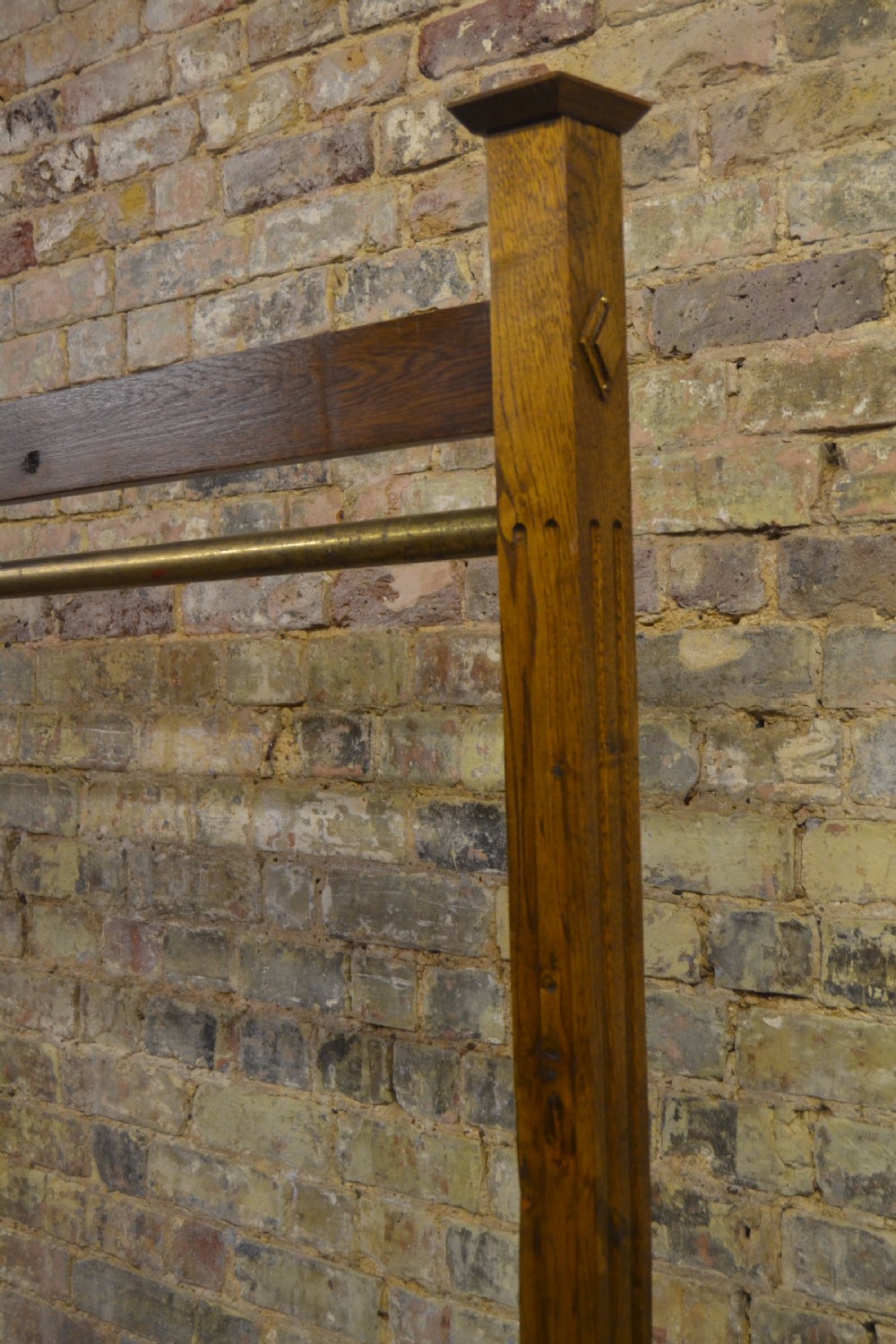 1920s Oak Hanging Rail View IV