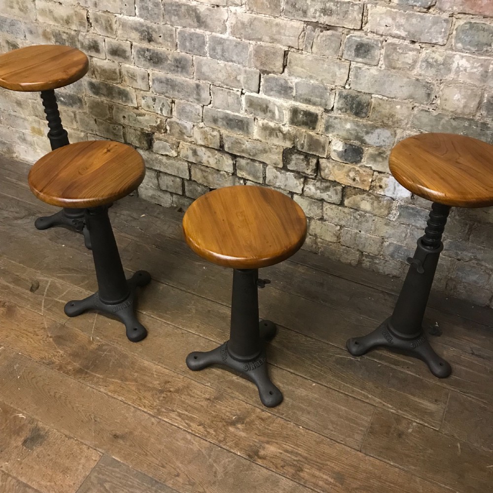 Set of 4 singer stools View V