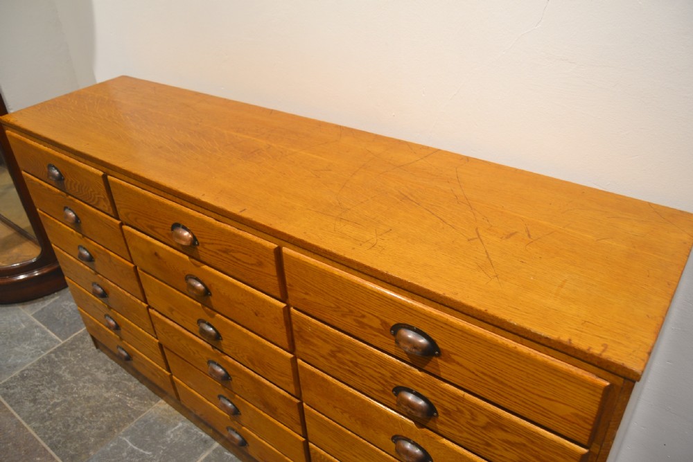 Drapers Chest View IV
