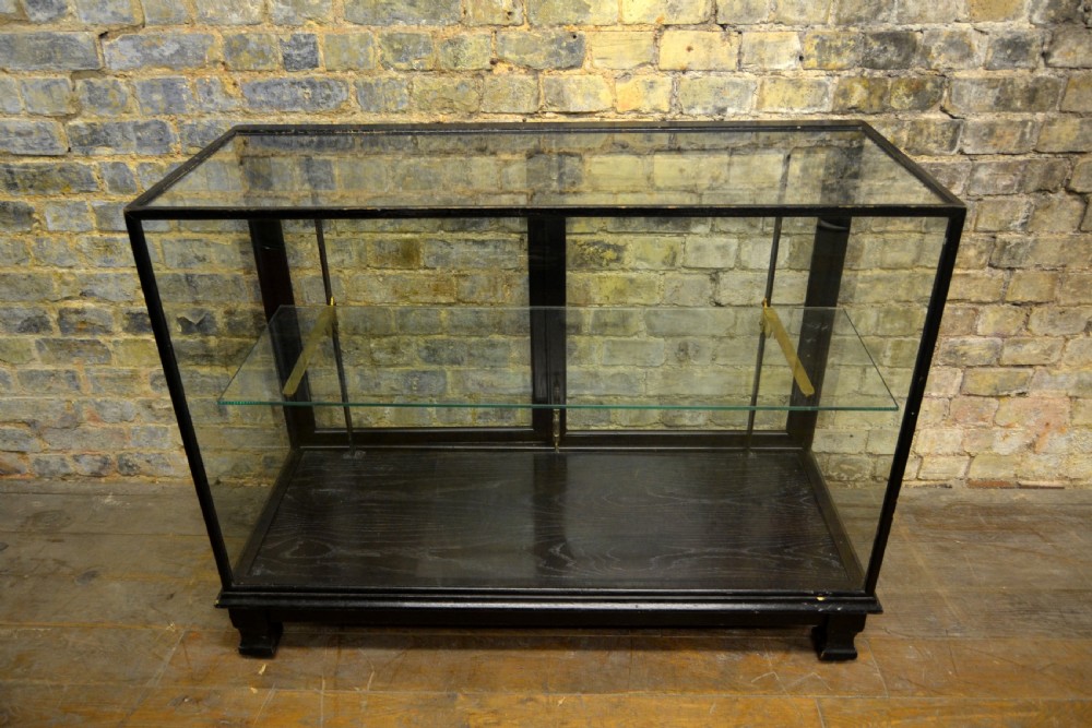 1920s Black Shop Display Counter View II