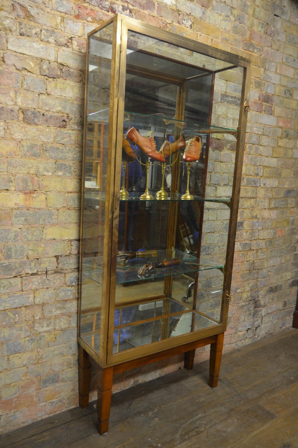 1920s Bronze Jewellery Display Cabinet View V