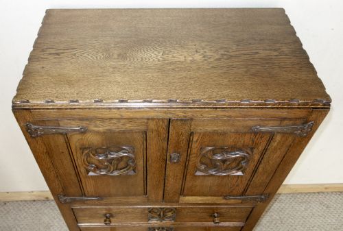 OAK CHEST OF DRAWERS WITH CUPBOARD - ADDITIONAL PHOTO 1