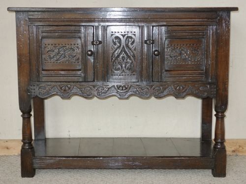 SMALL DARK OAK CARVED CUPBOARD - ADDITIONAL PHOTO 2