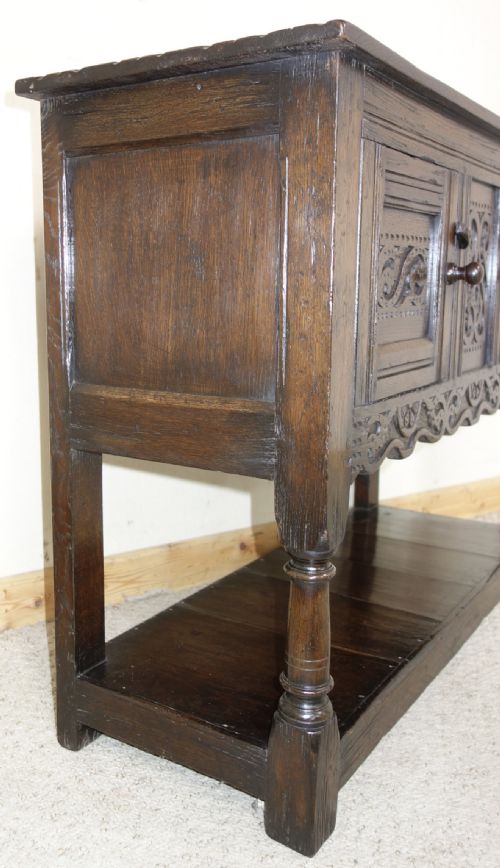 SMALL DARK OAK CARVED CUPBOARD - ADDITIONAL PHOTO 6