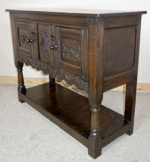SMALL DARK OAK CARVED CUPBOARD - ADDITIONAL PHOTO 8