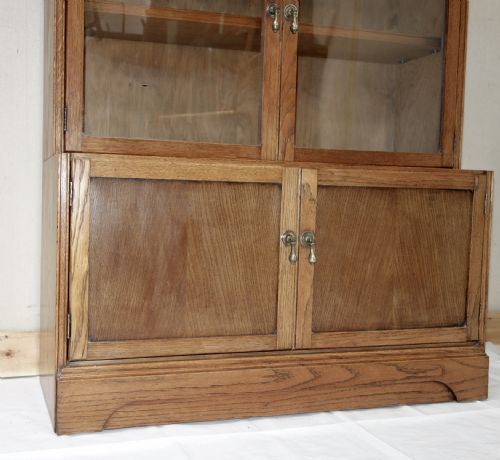 STACKING DISPLAY OAK BOOKCASE - ADDITIONAL PHOTO 2