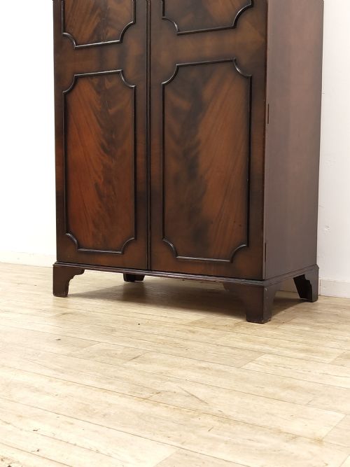 DIMINUTIVE ANTIQUE EDWARDIAN MAHOGANY DOUBLE WARDROBE ARMOIRE COMPACTUM - ADDITIONAL PHOTO 10