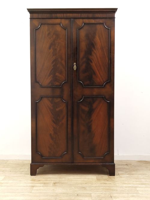 DIMINUTIVE ANTIQUE EDWARDIAN MAHOGANY DOUBLE WARDROBE ARMOIRE COMPACTUM - ADDITIONAL PHOTO 11