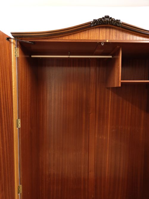 ANTIQUE BURR WALNUT DOUBLE WARDROBE ARMOIRE COMPACTUM - ADDITIONAL PHOTO 5