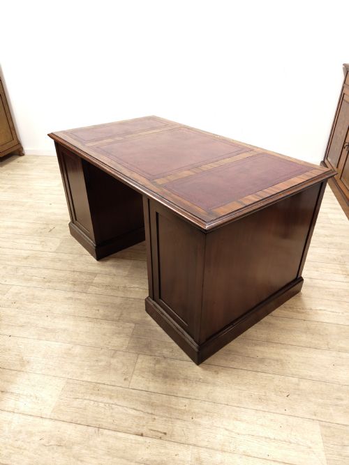 LARGE ANTIQUE EDWARDIAN SOLID MAHOGANY LEATHER TOP PEDESTAL OFFICE WORK DESK - ADDITIONAL PHOTO 8