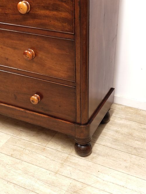 ANTIQUE VICTORIAN MAHOGANY CHEST OF DRAWERS - ADDITIONAL PHOTO 5
