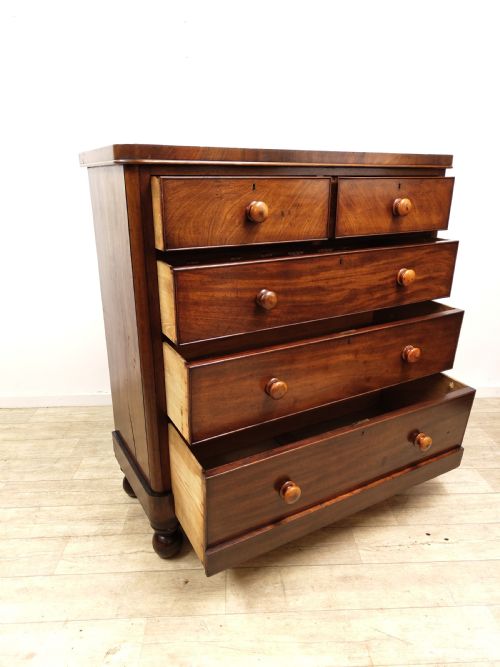 ANTIQUE VICTORIAN MAHOGANY CHEST OF DRAWERS - ADDITIONAL PHOTO 10