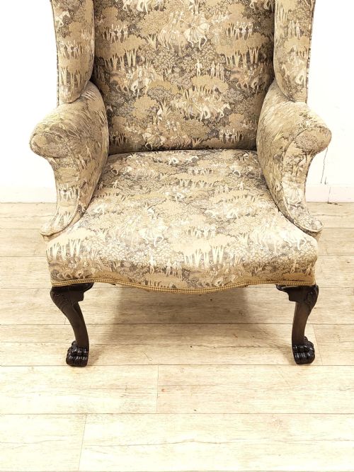 ANTIQUE 18TH CENTURY GEORGIAN FIRESIDE WING ARMCHAIR ON HAIRY PAW FEET - ADDITIONAL PHOTO 1