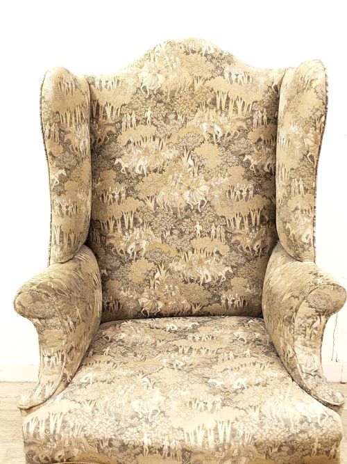 ANTIQUE 18TH CENTURY GEORGIAN FIRESIDE WING ARMCHAIR ON HAIRY PAW FEET - ADDITIONAL PHOTO 2