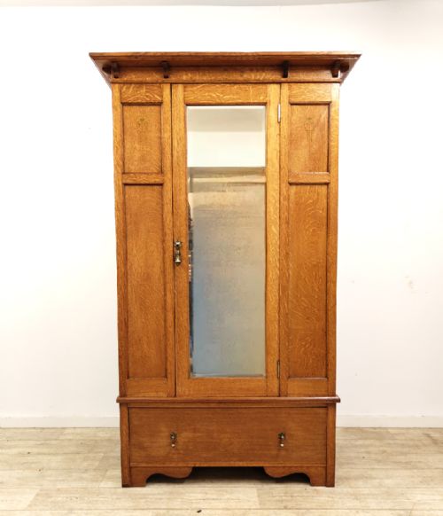 antique solid golden oak arts crafts single hall wardrobe - CATEGORY: ANTIQUE WARDROBES - DATED 1910