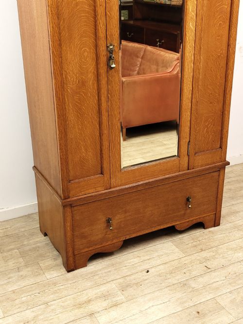 ANTIQUE SOLID GOLDEN OAK ARTS CRAFTS SINGLE HALL WARDROBE - ADDITIONAL PHOTO 2