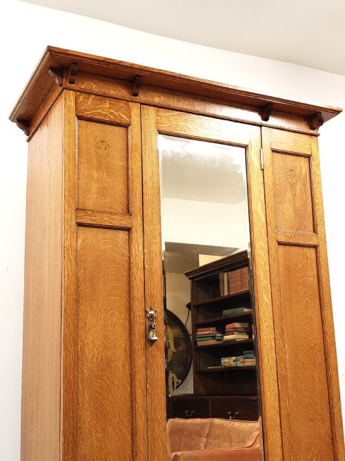 ANTIQUE SOLID GOLDEN OAK ARTS CRAFTS SINGLE HALL WARDROBE - ADDITIONAL PHOTO 3