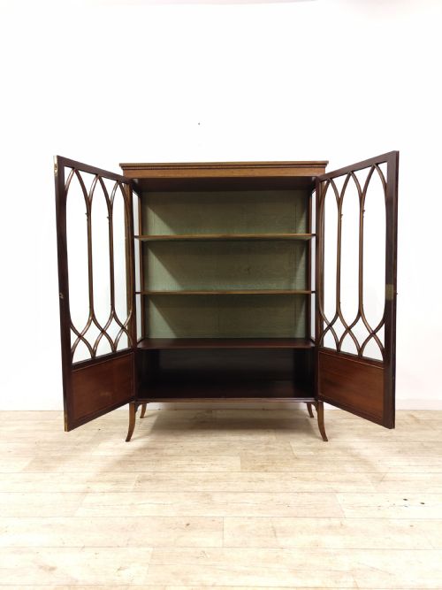 ANTIQUE EDWARDIAN MAHOGANY GLAZED ECCLESIASTICAL CABINET - ADDITIONAL PHOTO 6
