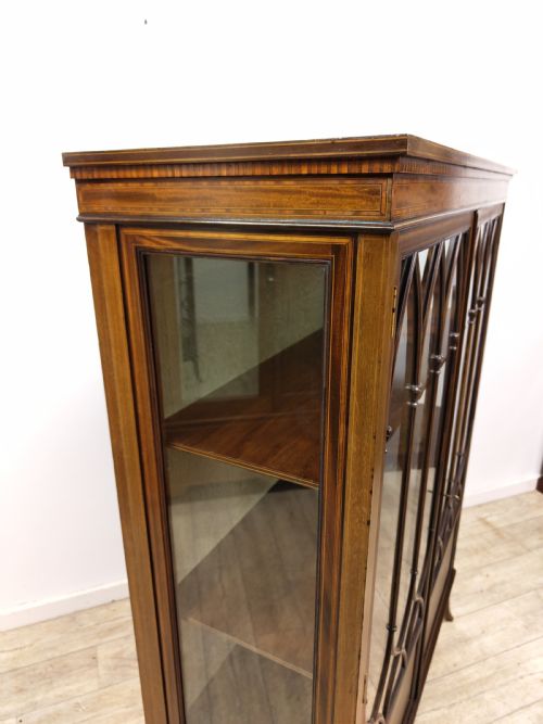 ANTIQUE EDWARDIAN MAHOGANY GLAZED ECCLESIASTICAL CABINET - ADDITIONAL PHOTO 8
