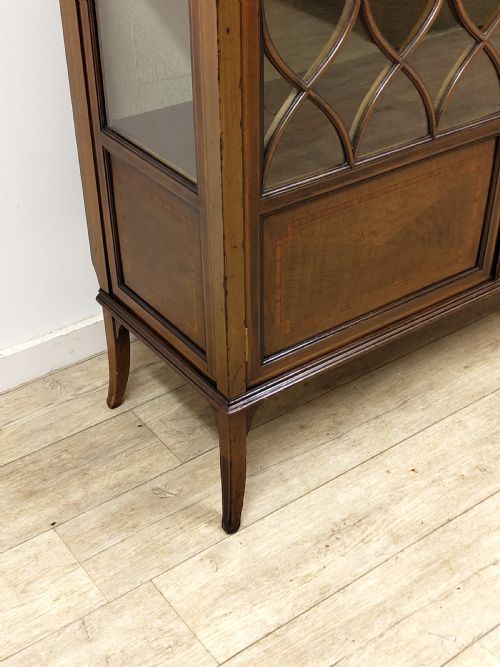 ANTIQUE EDWARDIAN MAHOGANY GLAZED ECCLESIASTICAL CABINET - ADDITIONAL PHOTO 16