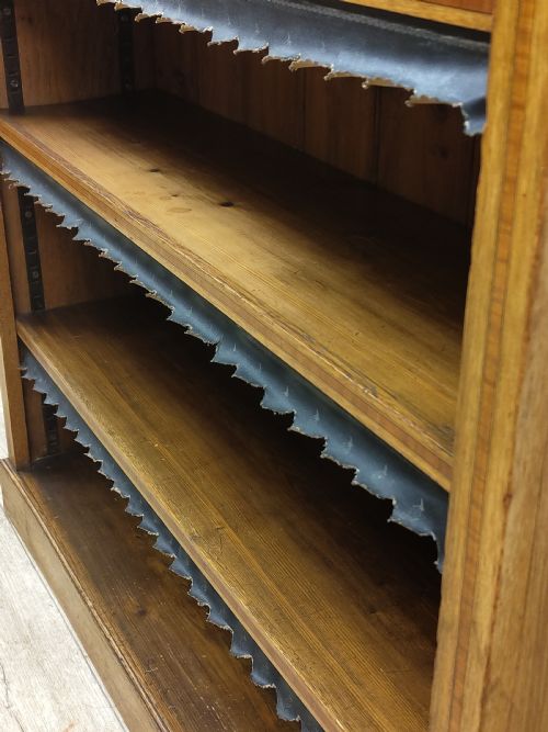 ANTIQUE VICTORIAN GOLDEN OAK INLAID OPEN BOOKCASE - ADDITIONAL PHOTO 6