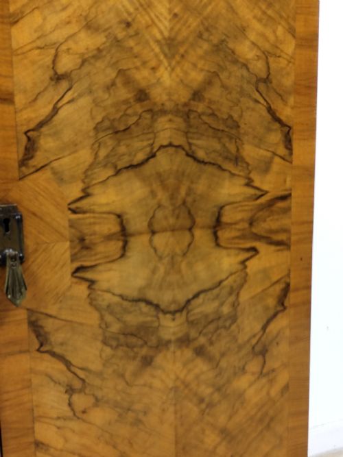 DIMINUTIVE ANTIQUE EDWARDIAN BOOKMATCHED BURR WALNUT TALLBOY WARDROBE - ADDITIONAL PHOTO 4