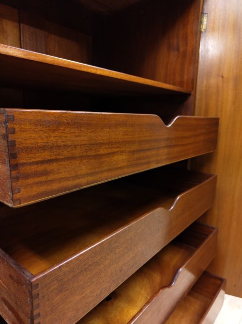 DIMINUTIVE ANTIQUE EDWARDIAN BOOKMATCHED BURR WALNUT TALLBOY WARDROBE - ADDITIONAL PHOTO 13