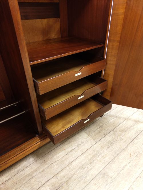 ANTIQUE ART DECO BOOKMATCHED BURR WALNUT DOUBLE WARDROBE COMPACTUM - ADDITIONAL PHOTO 10