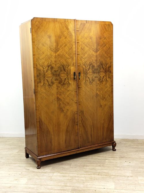 ANTIQUE ART DECO BOOKMATCHED BURR WALNUT DOUBLE WARDROBE COMPACTUM - ADDITIONAL PHOTO 14