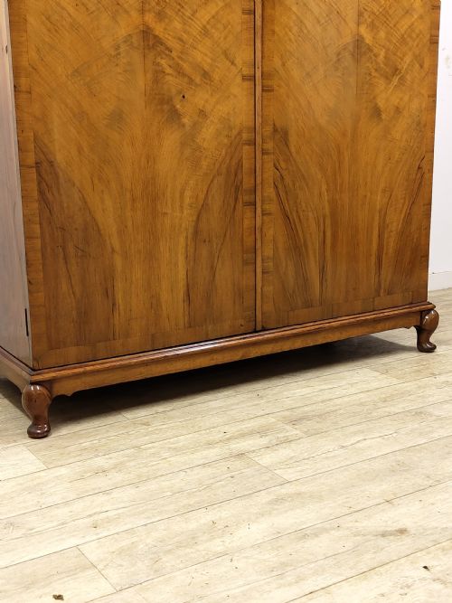 ANTIQUE ART DECO BOOKMATCHED BURR WALNUT DOUBLE WARDROBE COMPACTUM - ADDITIONAL PHOTO 16