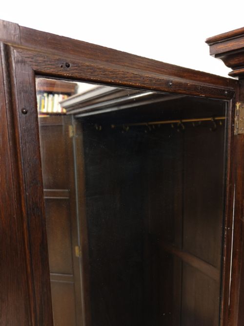 ANTIQUE GEOMETRIC SOLID OAK SINGLE HALL WARDROBE ARMOIRE - ADDITIONAL PHOTO 2