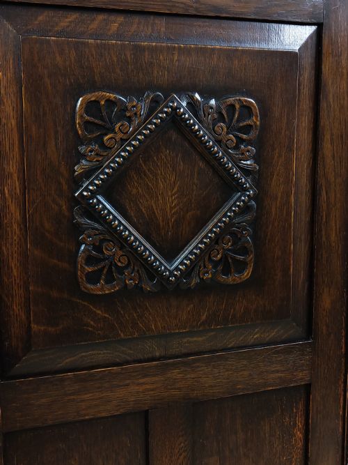 ANTIQUE GEOMETRIC SOLID OAK SINGLE HALL WARDROBE ARMOIRE - ADDITIONAL PHOTO 11