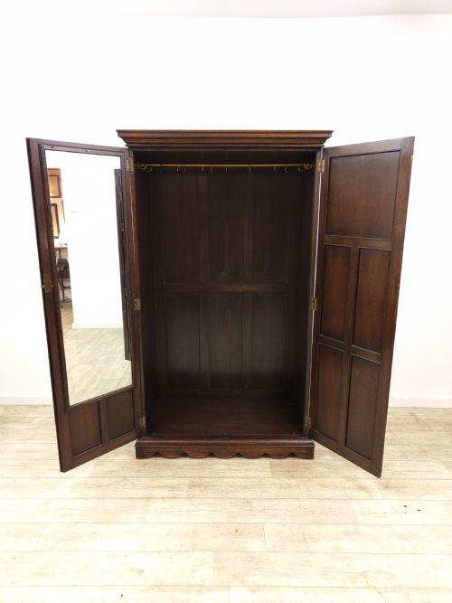 ANTIQUE GEOMETRIC SOLID OAK SINGLE HALL WARDROBE ARMOIRE - ADDITIONAL PHOTO 13
