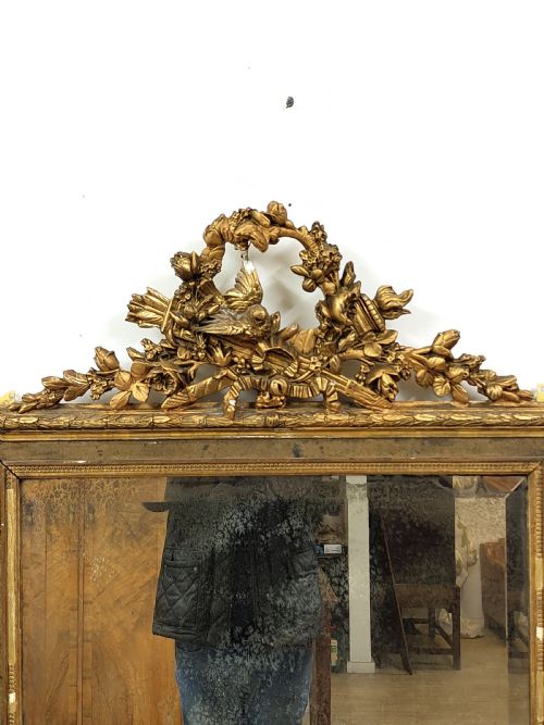 VERY LARGE DISTRESSED ANTIQUE PERIOD LOUIS XVI GILTWOOD GESSO MIRROR - ADDITIONAL PHOTO 16