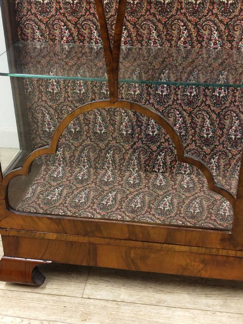 ANTIQUE ART DECO GLAZED BURR WALNUT DISPLAY CABINET - ADDITIONAL PHOTO 1