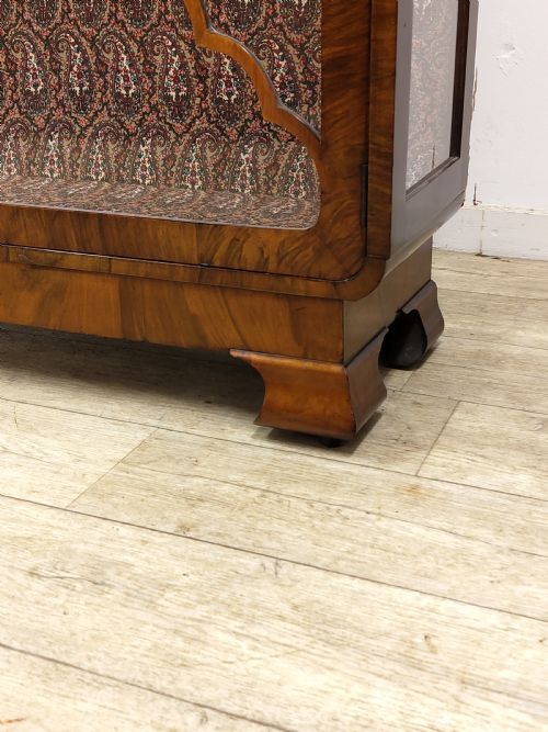 ANTIQUE ART DECO GLAZED BURR WALNUT DISPLAY CABINET - ADDITIONAL PHOTO 11