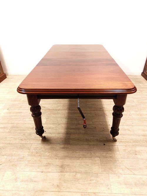 ANTIQUE VICTORIAN MAHOGANY EXTENDING DINING TABLE AND 8 DINING CHAIRS - ADDITIONAL PHOTO 16
