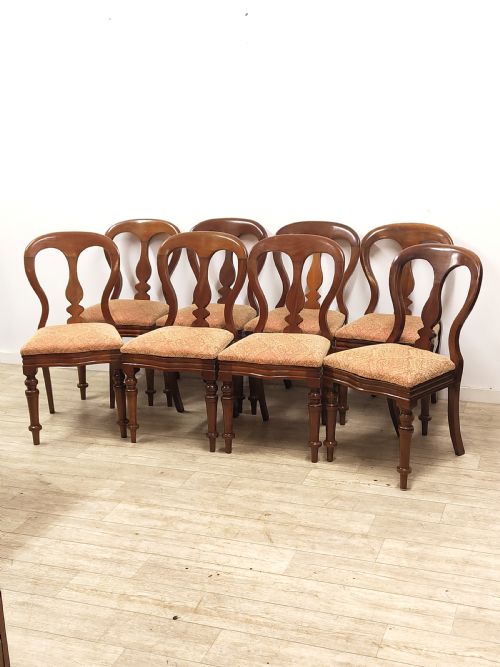 ANTIQUE VICTORIAN MAHOGANY EXTENDING DINING TABLE AND 8 DINING CHAIRS - ADDITIONAL PHOTO 2